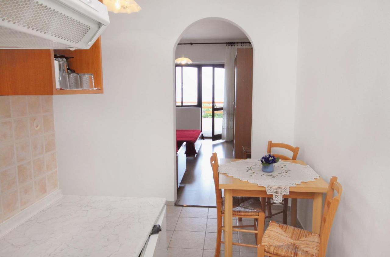 Apartments By The Sea Klenovica, Novi Vinodolski - 5581 Eksteriør bilde